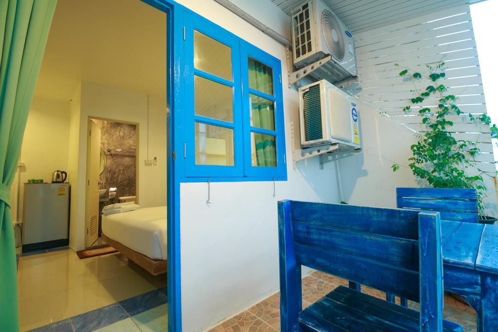 Frog House Bed & Breakfast (Adults Only) Patong Exteriör bild