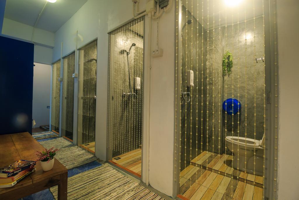 Frog House Bed & Breakfast (Adults Only) Patong Exteriör bild